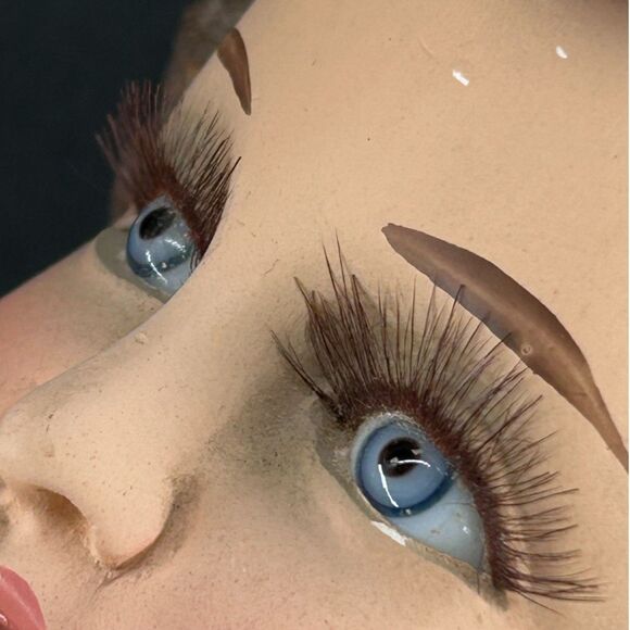 VTG Baby Jesus Nativity Chalk Ware Glass Eyes Real Eyelashes 14"L x 5.5"H x 7"W - Picture 9 of 14